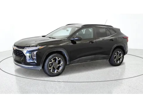 More photos of 2025 Chevrolet Trax LT at Tom Gill Chevrolet, KY
