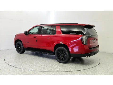 More photos of 2026 Chevrolet Suburban RST at Tom Gill Chevrolet, KY