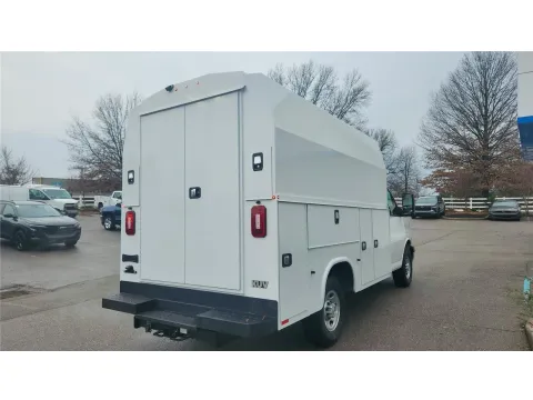 More photos of 2025 Chevrolet Express Cutaway 3500 Van 139 at Tom Gill Chevrolet, KY