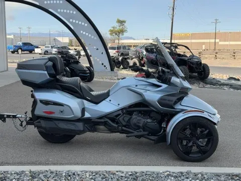 Another view of 2022 Can-Am Spyder F3 Limited for sale in Pueblo West, CO at Strictly Powersports