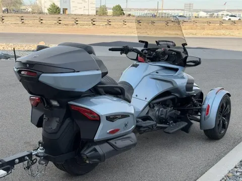 More photos of 2022 Can-Am Spyder F3 Limited at Strictly Powersports, CO
