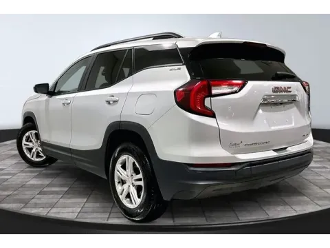 More photos of 2022 GMC Terrain SLE at True North Auto Sales, IN
