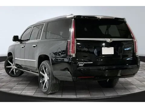 More photos of 2017 Cadillac Escalade ESV Premium at True North Auto Sales, IN