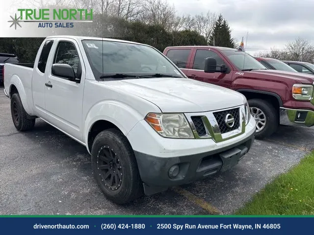 White 2012 Nissan Frontier S for sale in Fort Wayne, IN