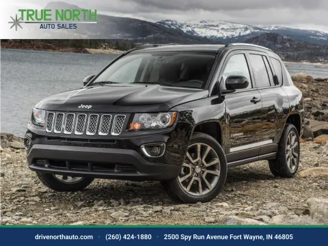 Silver 2016 Jeep Compass Latitude for sale in Fort Wayne, IN
