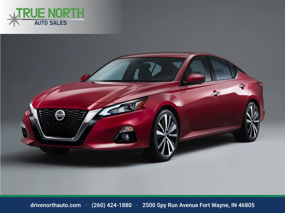 2022 Nissan Altima 2.5 SR for sale in Fort Wayne, IN