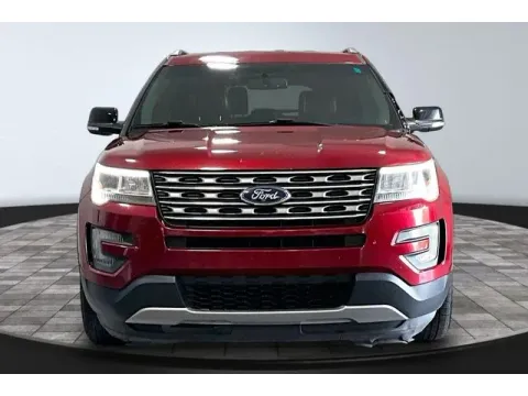 Photos of 2016 Ford Explorer XLT for sale in Fort Wayne, IN at True North Auto Sales