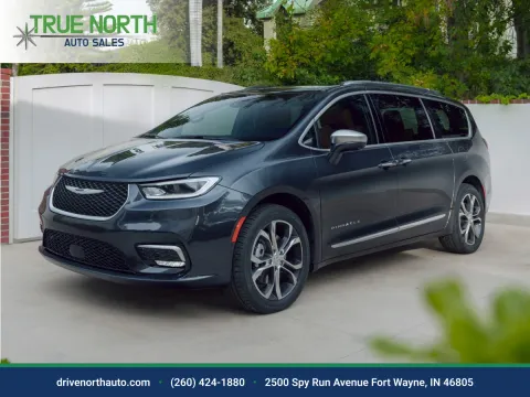 Unknown 2021 Chrysler Pacifica Touring L for sale in Fort Wayne, IN