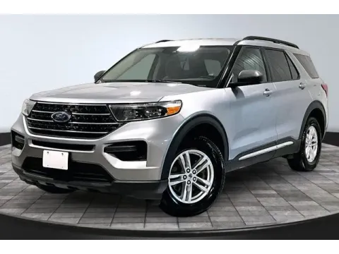 Another view of 2023 Ford Explorer XLT for sale in Fort Wayne, IN at True North Auto Sales