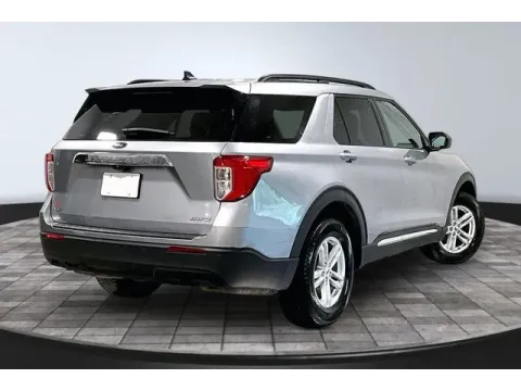 More photos of 2023 Ford Explorer XLT at True North Auto Sales, IN