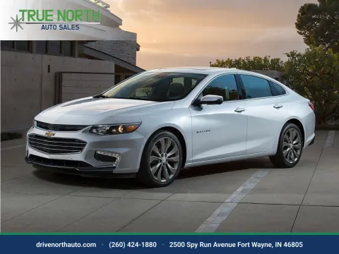 Silver 2018 Chevrolet Malibu LT for sale in Fort Wayne, IN