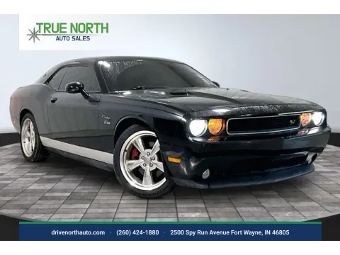 Black 2012 Dodge Challenger R/T for sale in Fort Wayne, IN