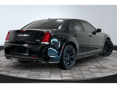 More photos of 2016 Chrysler 300 S at True North Auto Sales, IN