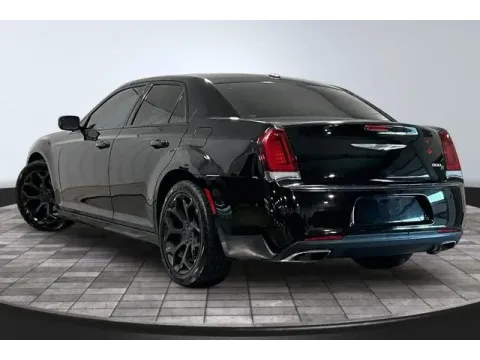 More photos of 2016 Chrysler 300 S at True North Auto Sales, IN