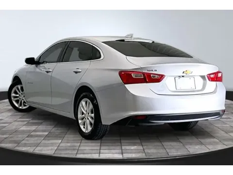More photos of 2018 Chevrolet Malibu LT at True North Auto Sales, IN