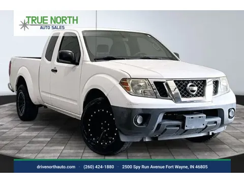 White 2012 Nissan Frontier S for sale in Fort Wayne, IN