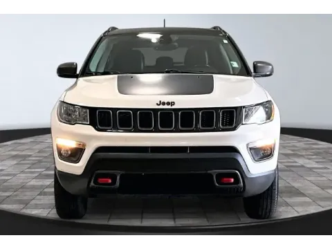 Photos of 2018 Jeep Compass Trailhawk for sale in Fort Wayne, IN at True North Auto Sales