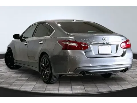 More photos of 2018 Nissan Altima 2.5 SL at True North Auto Sales, IN