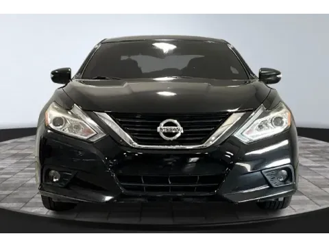 Photos of 2018 Nissan Altima 2.5 SL for sale in Fort Wayne, IN at True North Auto Sales