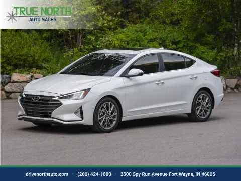 Red 2019 Hyundai Elantra SEL for sale in Fort Wayne, IN