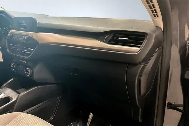 2022 Ford Escape S - Photo 24