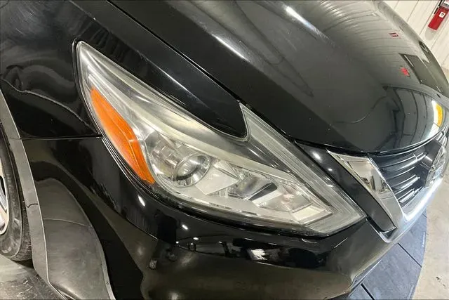 2016 Nissan Altima SV - Photo 28
