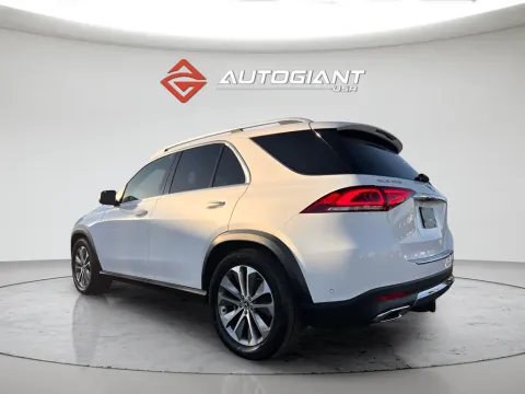 More photos of 2021 Mercedes-Benz GLE 350 at AutoGiant USA Fishers, IN