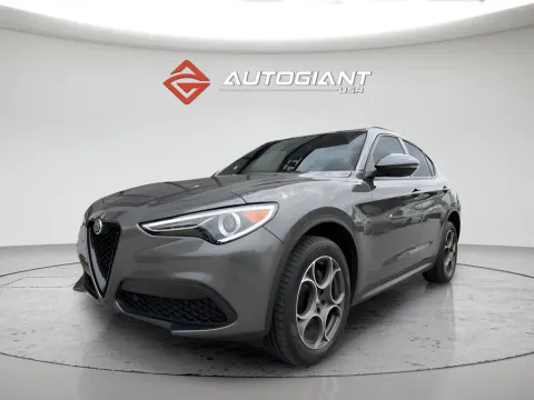 More photos of 2022 Alfa Romeo Stelvio Sprint at AutoGiant USA Fishers, IN