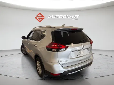 More photos of 2018 Nissan Rogue SV at AutoGiant USA Fishers, IN