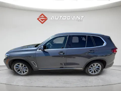 More photos of 2021 BMW X5 xDrive45e at AutoGiant USA Fishers, IN