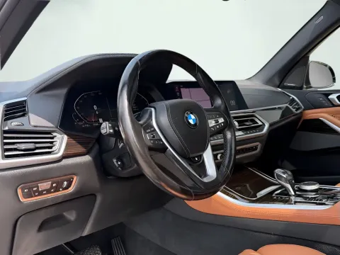 More photos of 2019 BMW X5 xDrive50i at AutoGiant USA Fishers, IN