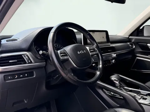Photos of 2022 Kia Telluride LX for sale in Fishers, IN at AutoGiant USA Fishers
