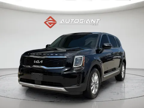 More photos of 2022 Kia Telluride LX at AutoGiant USA Fishers, IN