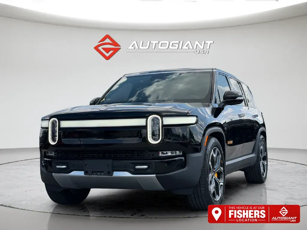 2023 Rivian R1S