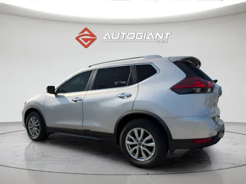 More photos of 2020 Nissan Rogue SV at AutoGiant USA Fishers, IN