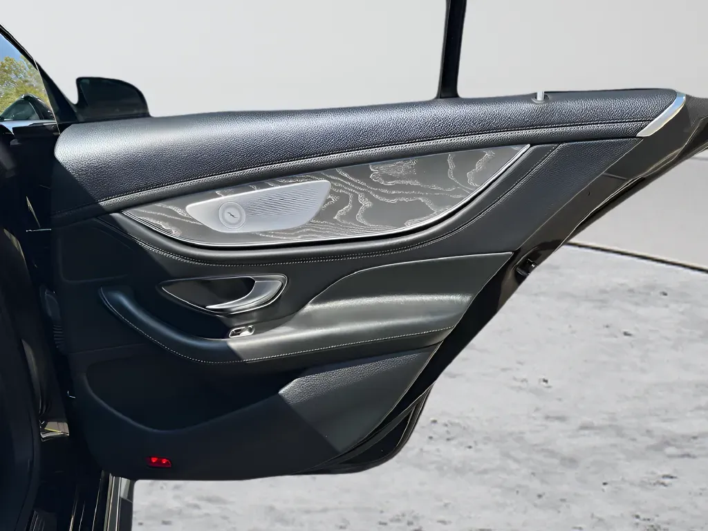 2019 Mercedes-Benz AMG GT 4-Door Coupe 63 - Photo 30