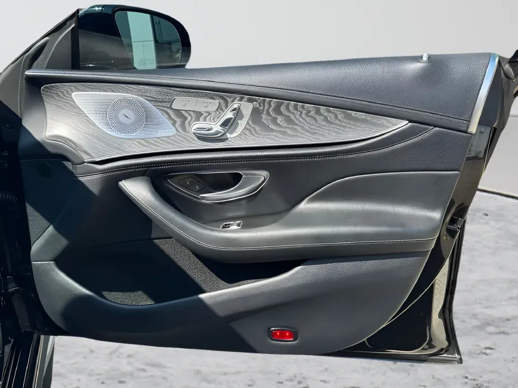 2019 Mercedes-Benz AMG GT 4-Door Coupe 63 - Photo 38