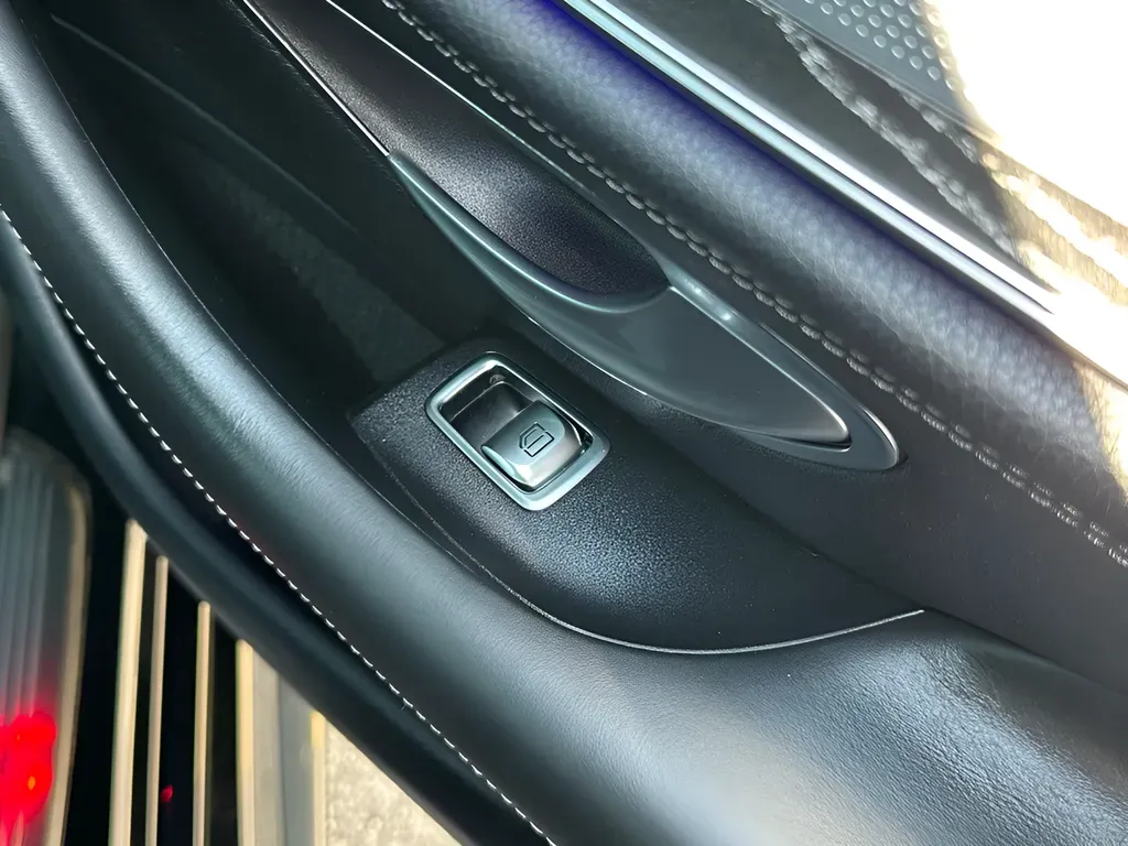 2019 Mercedes-Benz AMG GT 4-Door Coupe 63 - Photo 31