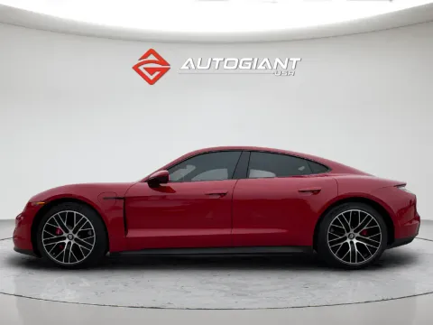More photos of 2021 Porsche Taycan 4S at AutoGiant USA Fishers, IN