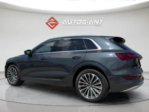 More photos of 2019 Audi e-tron Prestige at AutoGiant USA Fishers, IN