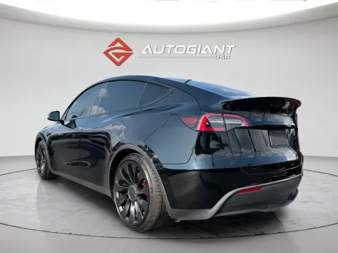 More photos of 2022 Tesla Model Y Performance at AutoGiant USA Fishers, IN