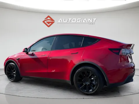 More photos of 2021 Tesla Model Y Standard Range at AutoGiant USA Fishers, IN