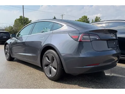 More photos of 2019 Tesla Model 3 Long Range at AutoGiant USA Fishers, IN