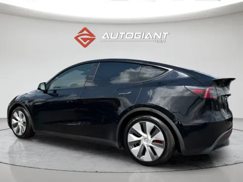 More photos of 2021 Tesla Model Y Performance at AutoGiant USA Fishers, IN