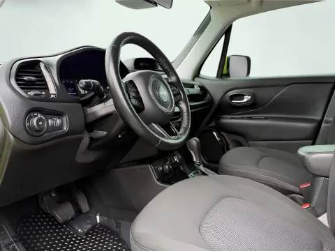 Photos of 2018 Jeep Renegade Latitude for sale in Fishers, IN at AutoGiant USA Fishers