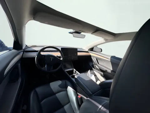 More photos of 2022 Tesla Model 3 Performance at AutoGiant USA Fishers, IN