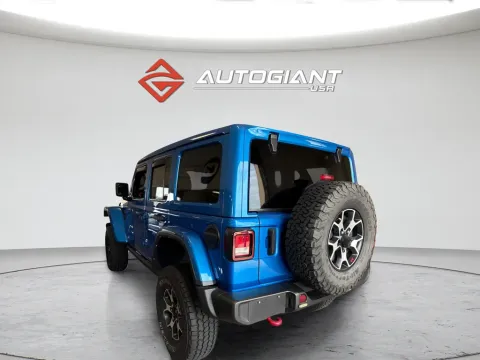 More photos of 2021 Jeep Wrangler Unlimited Rubicon at AutoGiant USA Fishers, IN