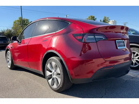 More photos of 2023 Tesla Model Y Long Range at AutoGiant USA Fishers, IN