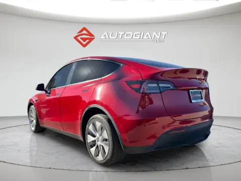 More photos of 2023 Tesla Model Y Long Range at AutoGiant USA Fishers, IN