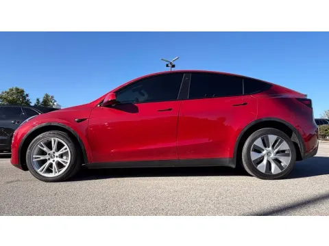 Photos of 2023 Tesla Model Y Long Range for sale in Fishers, IN at AutoGiant USA Fishers